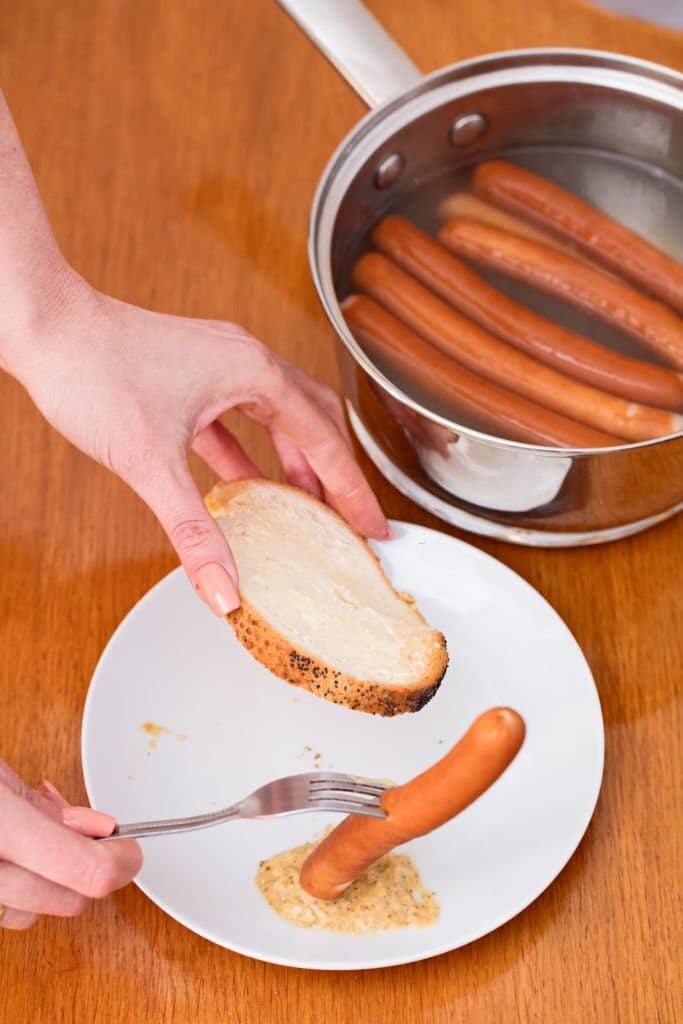 The Spoilage Signs in Hot Dogs