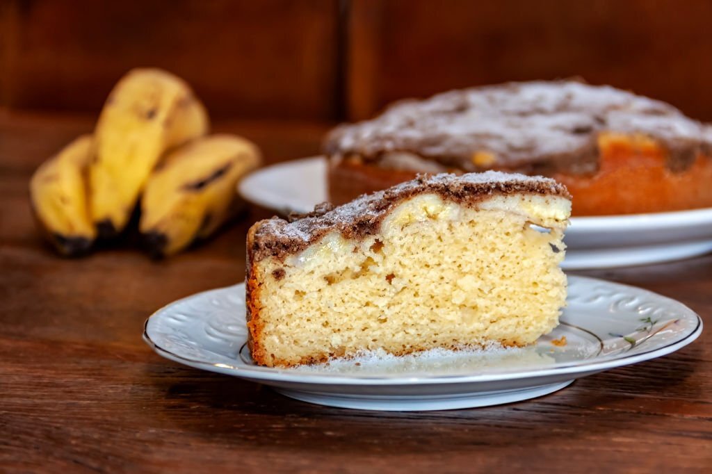 Does Banana Cake Need to Be Refrigerated